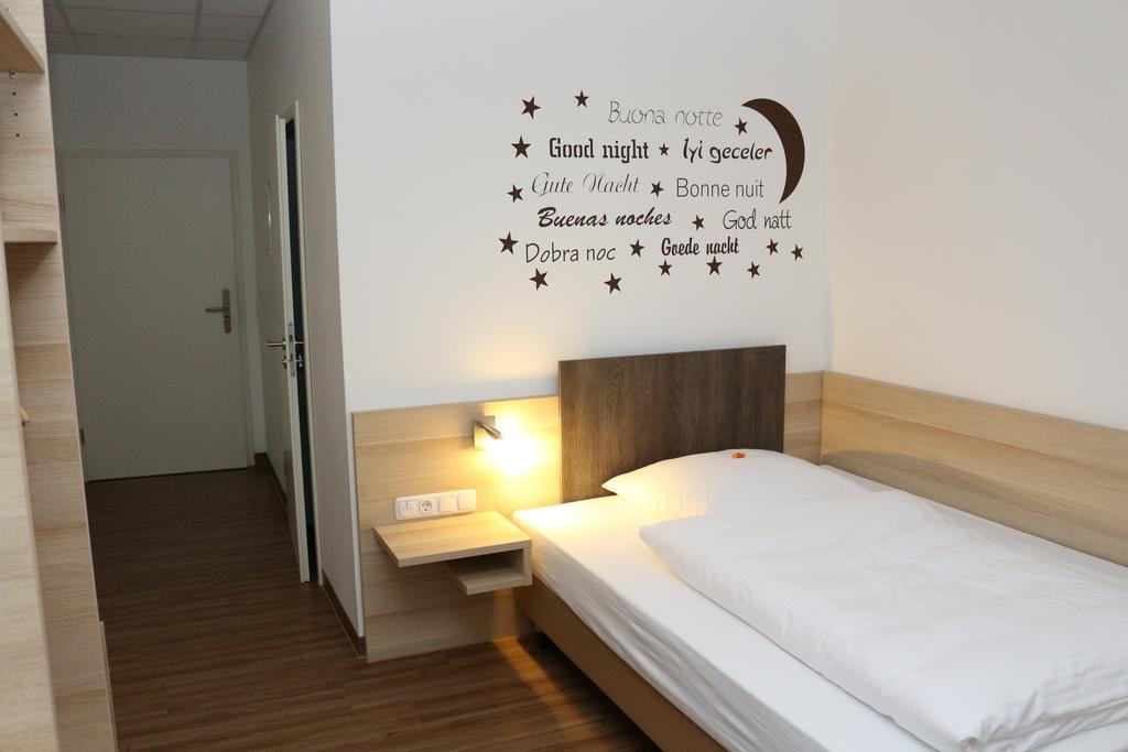 Hotel Baldus Делменхорст Стая снимка