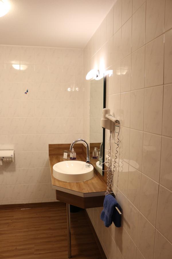 Hotel Baldus Делменхорст Екстериор снимка